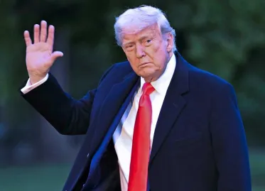 Controversy Surrounds $TRUMP-Coin Investors' Dinner Hosted by Trump