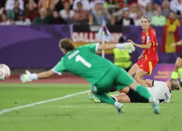 Euro 2025 Semifinals Analysis: Bonmatí Brilliance, England's Luck, and Tournament Structure Debate