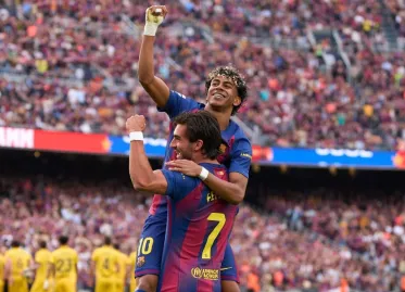 Football Stats Roundup: Records Broken and Milestones Achieved in Weekend Matches