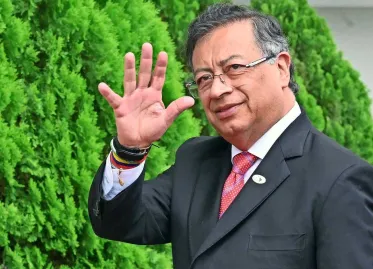 Former Minister Accuses Colombian President Petro of Drug Use During Visit