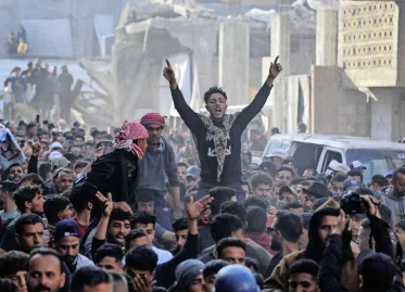 Israel in Dilemma: Hamas Losing Grip in Gaza Due to Lack of Aid