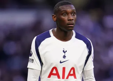 Liverpool Eyes Move for PSG Forward Randal Kolo Muani in Latest Transfer News