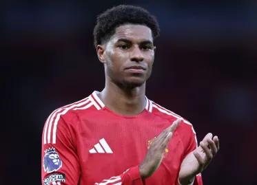 Manchester United Legend Teddy Sheringham Questions Rashford's Move to Barcelona