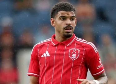 Morgan Gibbs-White Renews Nottingham Forest Contract Amid Tottenham Transfer Speculations