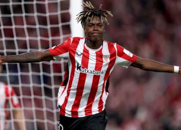 Nico Williams Signs 10-Year Contract with Athletic Club: Lessons from Long-Term Deals in Soccer