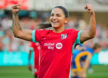 NWSL MVP Tracker 2.0: Debinha Leads, Thompson Close Behind