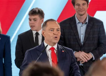 Polish Prime Minister Tusk Requests Confidence Vote After Election Loss