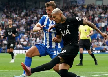 Premier League Live Updates: Tottenham vs. Brighton & Chelsea vs. Manchester United