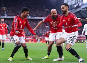 Premier League Team Rerankings: Manchester United Improving, Arsenal Dominant, Crystal Palace Struggles