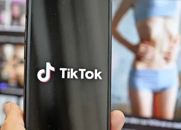 TikTok Removes #SkinnyTok Worldwide After Pressure from Brussels and Paris