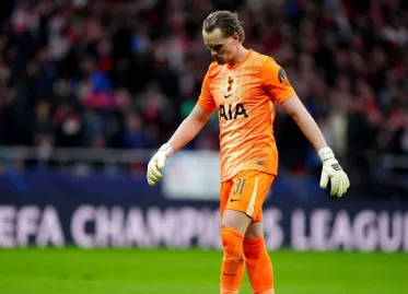 Tottenham's Antonín Kinsky Substituted in Champions League Match After Nightmare Start