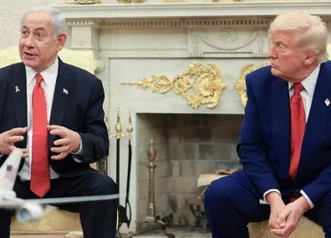 US Journalist Claims Netanyahu Holds Trump Hostage: Latest News