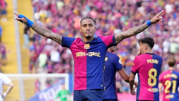 Barcelona's Raphinha Extends Contract Until 2028 After Stellar Season