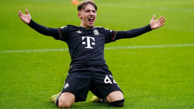 Bayern Munich's 17-Year-Old Sensation Lennart Karl Making Waves in European Football