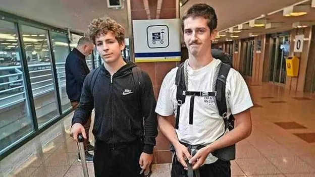 Belgian Teens Return Home After Month in Kenyan Jail for Ant Smuggling
