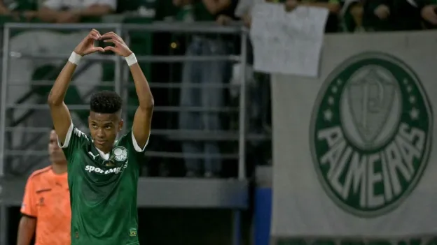 Brazilian Wonderkid Estêvão Set to Join Chelsea: The Next Neymar?