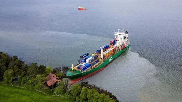Cargo Ship Stranded Meters from Home in Norway: Unprecedented Incident in Trondheim