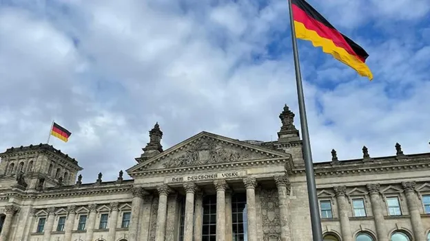 CDU/CSU and SPD Agree in Principle: Coalition Talks Begin in Germany
