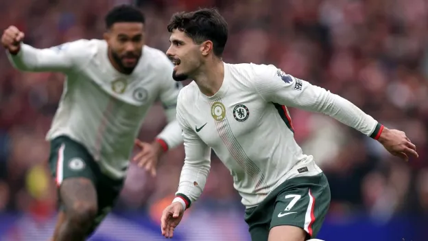 Chelsea Secures 3-0 Victory at Nottingham Forest: Pedro Neto Shines in Win