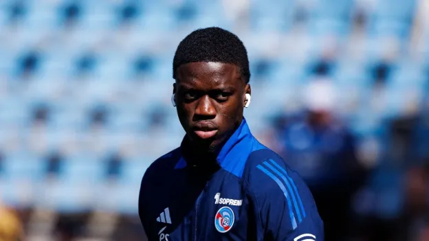 Chelsea Signs Mamadou Sarr from RC Strasbourg on Eight-Year Deal