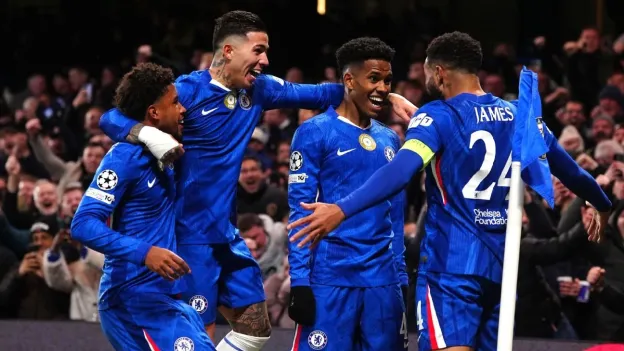 Chelsea Triumphs Over Barcelona in Champions League Led by Teen Star Estevao