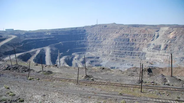 China Discovers Infinite Energy Source with Thorium Deposit
