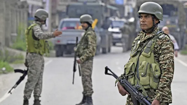 Clashes between Indian and Pakistani Soldiers in Kashmir Region