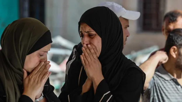 Dozens Killed in Gaza in Israeli Offensive, Hospital Situation Catastrophic