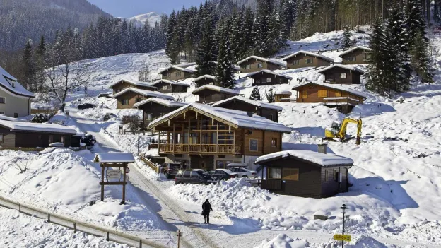 Dutch and German Tourists Clash in Ski Resort