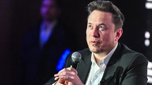 Elon Musk Makes Unusual Request: What Did You Do Last Week?