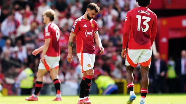 European Soccer Review: Woeful Man Utd and Spurs in Champions League Dilemma