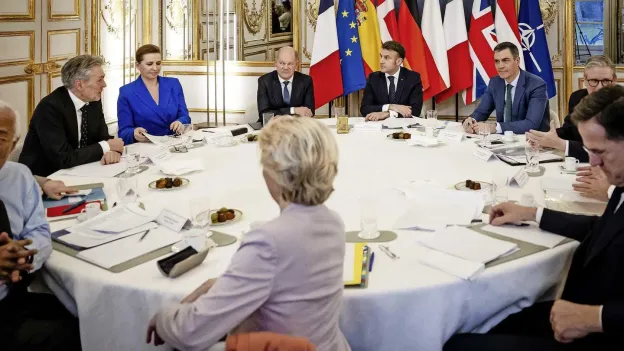 European Troops Discuss Sending Troops to Ukraine Amid Russian Aggression