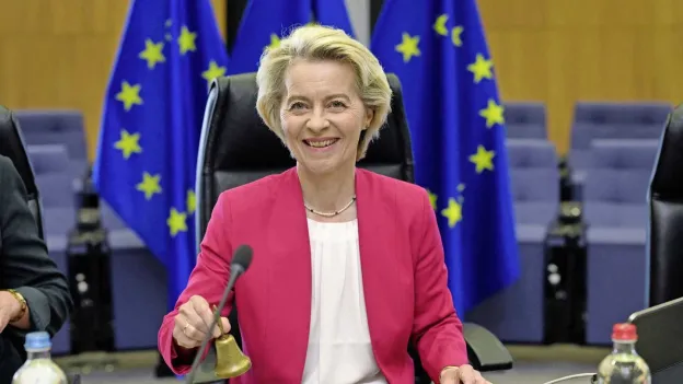 EU's Von der Leyen Talks Trade with Trump Amid Tariff Dispute