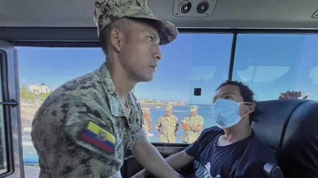 Five Shipwreck Survivors Rescued After 55 Days at Sea