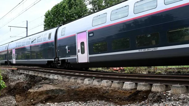 French High-Speed Train Evacuated Due to Storm-Damaged Tracks