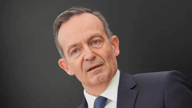German Minister to Leave FDP to Stay in Cabinet: 'I Do Not Distance Myself from the Core Values of My Party'