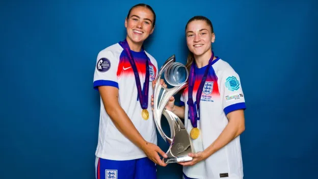 Grace Clinton to Join Manchester City, Jess Park to Manchester United in Deadline Day Swap Deal