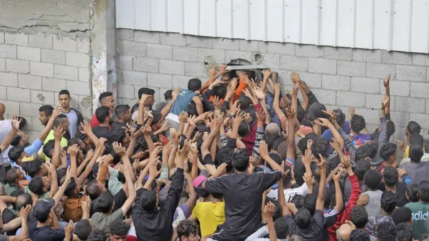 Israel Accuses Hamas of Blocking Aid Trucks to Gaza, Humanitarian Crisis Deepens
