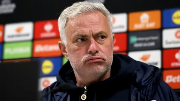 José Mourinho's Controversies at Fenerbahçe