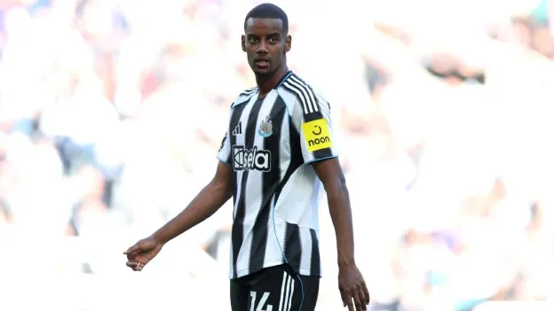 Liverpool Agrees British-Record Deal for Alexander Isak from Newcastle United