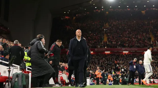 Liverpool Defeats Aston Villa 2-0 with Strong Support from Anfield Crowd