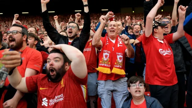Liverpool Fans Celebrate Premier League Title Victory After 5-Year Wait