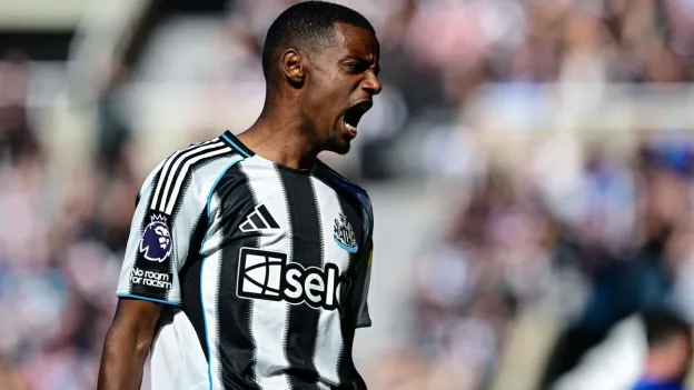 Liverpool Verbal Agreement with Isak, United Pursue Woltemade