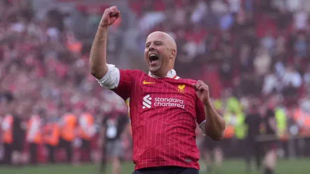 Liverpool's Success Under Arne Slot Raises Questions About the Importance of Coaches