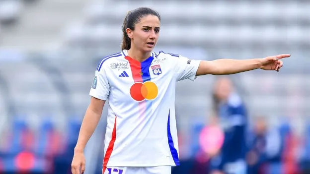 London City Lionesses Sign Daniëlle van de Donk on Free Transfer