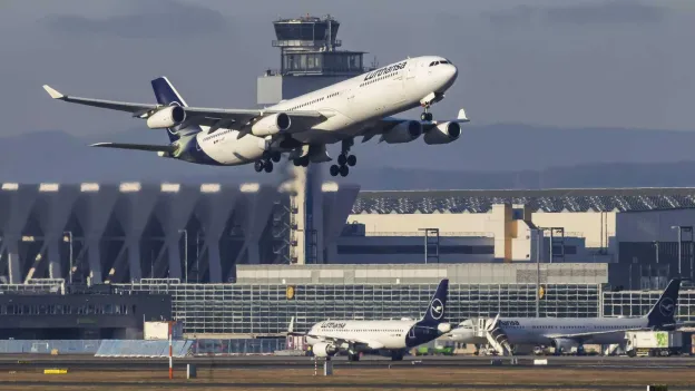 Man (38) Deported After Making Bad Joke About Airport Attack