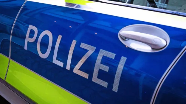Man Attacks Five Cafe Guests in Bielefeld, German Police Suspect Terrorist Act