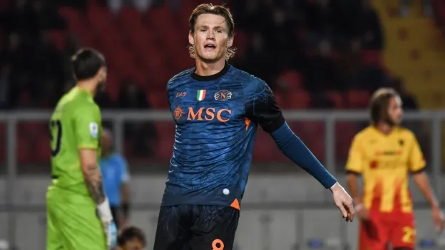 Man United Considering Scott McTominay Return from Napoli Amid Transfer Rumors