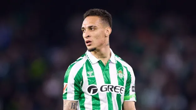 Manchester United Accept Real Betis Offer for Antony
