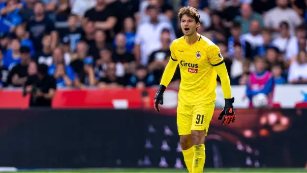 Manchester United Agrees Deal with Antwerp for Goalkeeper Senne Lammens